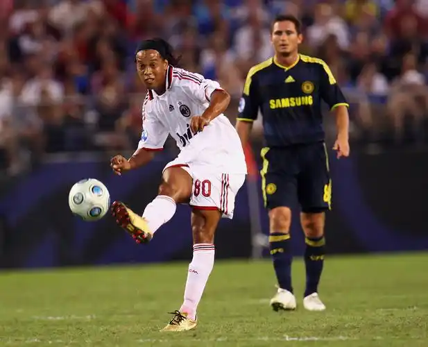 略也是在等 略也是在等