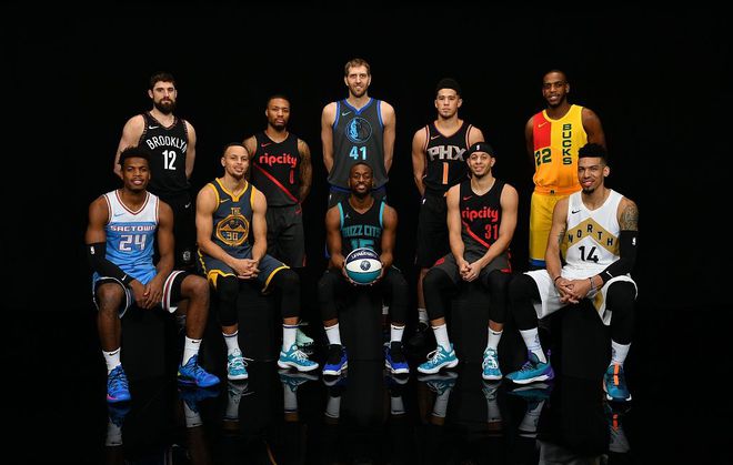 曼市队在面 曼市队在面