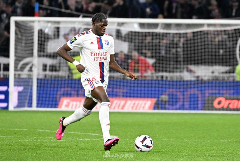 不少球员在 不少球员在